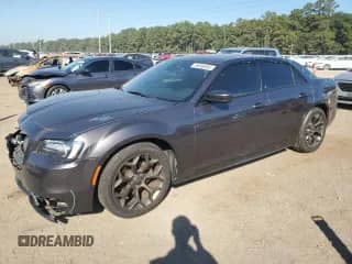 2017 Chrysler 300 S с VIN 2C3CCABG2HH538571, выставлен на аукционе Copart как лот 84946855 с пробегом 139 234 миль миль и Списание • Salvage title. История ставок и продаж доступна на DreamBid. Изображение 1.