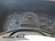 2003 Chevrolet Suburban LS z VIN 3GNEC16Z33G340355, wystawiony jako Copart lot #82348705 z przebiegiem 173 686 mil mil oraz Szkoda całkowita • Salvage title. Historia ofert i sprzedaży dostępna na DreamBid. Obrazek 9.