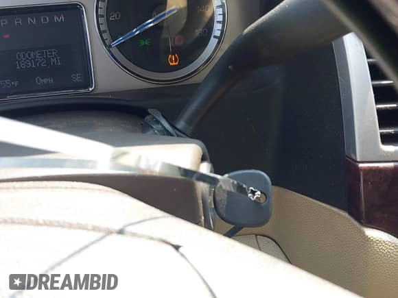 2009 Cadillac Escalade ESV with VIN 1GYFK26279R270175, listed as a IAAI auction lot 42349456 with 189,172 mi miles and . Bid and sale history available at DreamBid. Image 11.