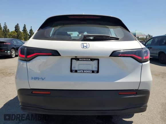 2023 Honda HR-V LX with VIN 3CZRZ1H32PM701643, listed as a Copart auction lot 67250595 with 33,124 mi miles and Salvage title. Bid and sale history available at DreamBid. Image 6.