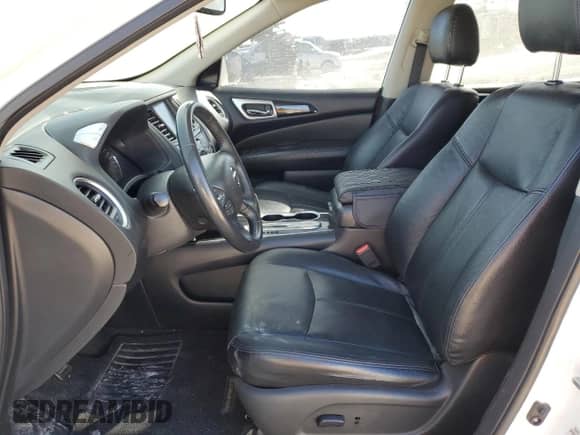 2019 Nissan Pathfinder SV с VIN 5N1DR2MN4KC633509, выставлен на аукционе Copart как лот 45650885 с пробегом 112 409 миль миль и Списание • Salvage title. История ставок и продаж доступна на DreamBid. Изображение 7.