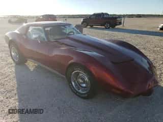 1975 Chevrolet Corvette с VIN 1Z37J5S422667, выставлен на аукционе Copart как лот 81098674 с пробегом 7 988 миль миль и Списание • Salvage title. История ставок и продаж доступна на DreamBid. Изображение 4.