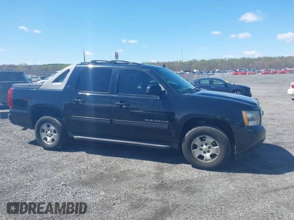 2011 Chevrolet Avalanche LT с VIN 3GNTKFE36BG278100, выставлен на аукционе IAAI как лот 41993325 с пробегом 246 808 миль миль и . История ставок и продаж доступна на DreamBid. Изображение 13.