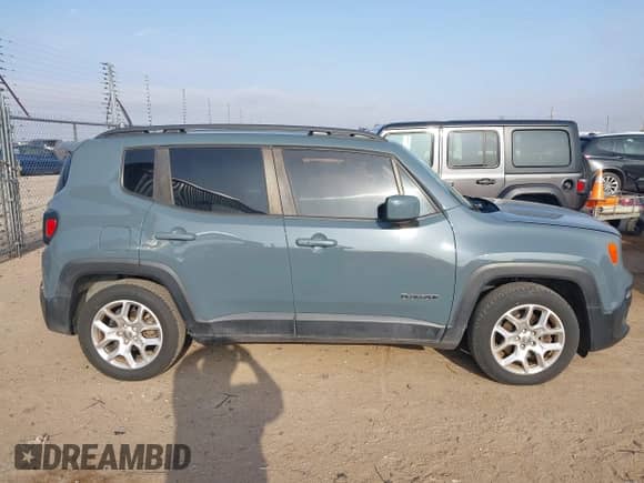 2017 Jeep Renegade Latitude z VIN ZACCJABB3HPE72746, wystawiony jako IAAI lot #42374718 z przebiegiem 92 272 mil mil oraz . Historia ofert i sprzedaży dostępna na DreamBid. Obrazek 13.