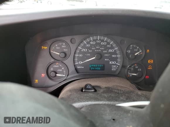 2005 Chevrolet Express Passenger with VIN 1GAHG39UX51134790, listed as a Copart auction lot 80667005 with 241,499 mi miles and Salvage title. Bid and sale history available at DreamBid. Image 9.