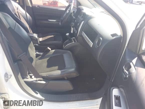 2014 Jeep Compass Latitude with VIN 1C4NJCEB3ED642937, listed as a IAAI auction lot 43228516 with Not provided miles and . Bid and sale history available at DreamBid. Image 5.