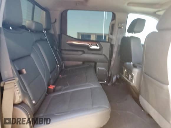 2023 GMC Sierra 1500 Denali z VIN 1GTUUGED4PZ155117, wystawiony jako Copart lot #61358835 z przebiegiem 41 925 mil mil oraz Szkoda całkowita • Salvage title. Historia ofert i sprzedaży dostępna na DreamBid. Obrazek 10.