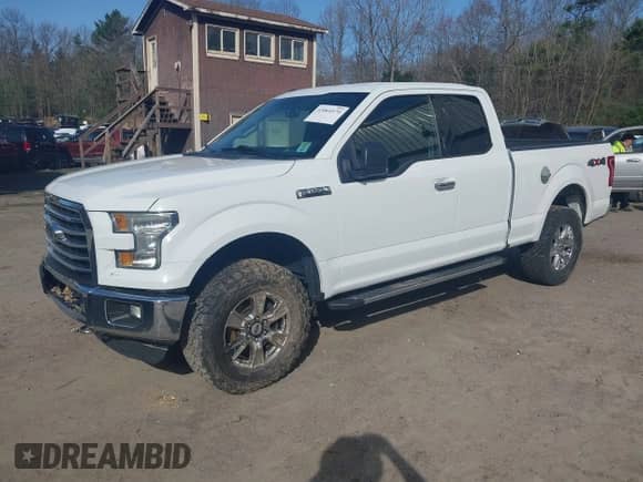 2015 Ford F-150 XLT z VIN 1FTEX1E87FFA65312, wystawiony jako IAAI lot #42064570 z przebiegiem 121 845 mil mil oraz . Historia ofert i sprzedaży dostępna na DreamBid. Obrazek 2.