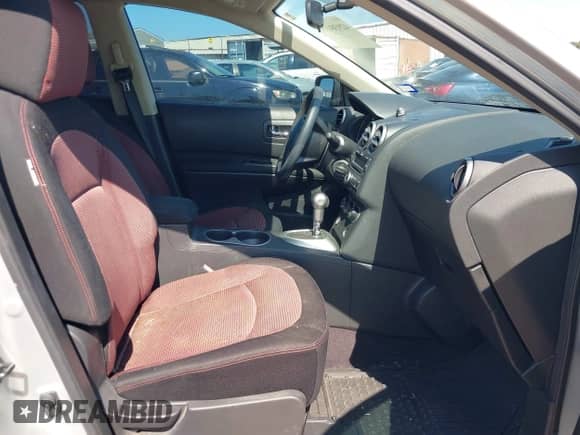 2009 Nissan Rogue SL with VIN JN8AS58T29W049161, listed as a IAAI auction lot 42930495 with 164,353 mi miles and . Bid and sale history available at DreamBid. Image 5.