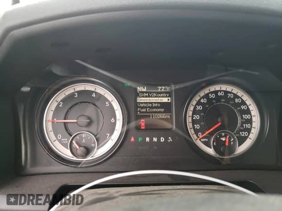 2016 Ram 1500 Tradesman z VIN 1C6RR7KG8GS410728, wystawiony jako Copart lot #62716735 z przebiegiem 110 266 mil mil oraz Szkoda całkowita • Salvage title. Historia ofert i sprzedaży dostępna na DreamBid. Obrazek 9.