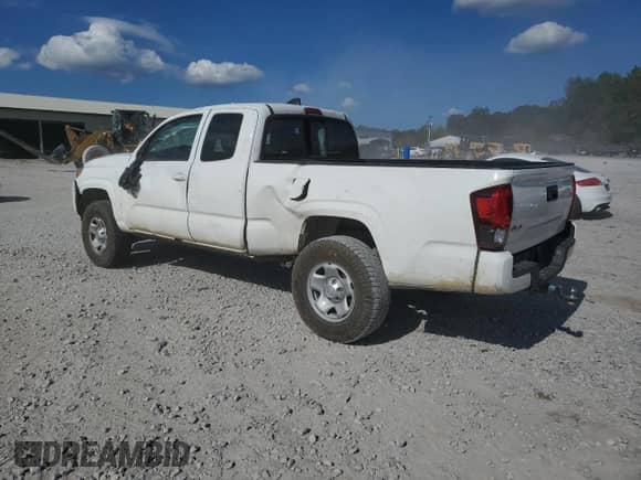 2018 Toyota Tacoma SR with VIN 5TFSX5EN8JX059196, listed as a Copart auction lot 86324625 with 120,565 mi miles and Salvage title. Bid and sale history available at DreamBid. Image 2.