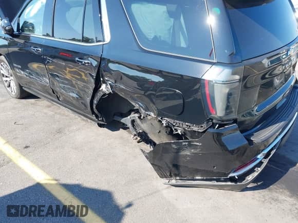 2025 Chevrolet Tahoe High Country с VIN 1GNS6TRL0SR134406, выставлен на аукционе IAAI как лот 42835506 с пробегом 15 миль миль и . История ставок и продаж доступна на DreamBid. Изображение 6.