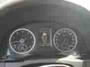 2013 Volkswagen Tiguan SE z VIN WVGAV3AX2DW611603, wystawiony jako Copart lot #53968245 z przebiegiem 117 785 mil mil oraz Szkoda całkowita • Salvage title. Historia ofert i sprzedaży dostępna na DreamBid. Obrazek 9.