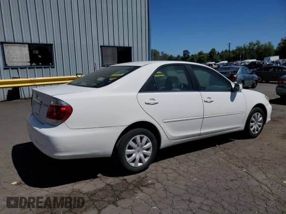 2005 Toyota Camry STD with VIN 4T1BE32K15U544108, listed as a Copart auction lot 63267485 with 143,308 mi miles and Salvage title. Bid and sale history available at DreamBid. Image 3.