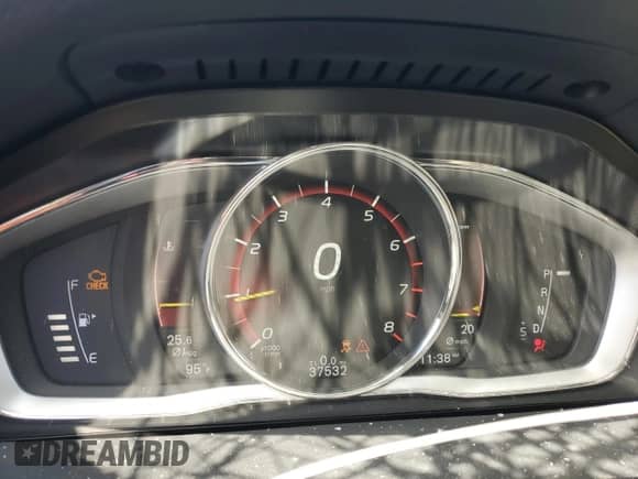 2018 Volvo S60 Dynamic с VIN YV126MFL6J2453474, выставлен на аукционе Copart как лот 67838345 с пробегом 37 532 миль миль и Списание • Salvage title. История ставок и продаж доступна на DreamBid. Изображение 9.