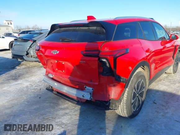 2024 Chevrolet Blazer EV eAWD LT with VIN 3GNKDBRJ4RS202907, listed as a IAAI auction lot 41371333 with 10,118 mi miles and . Bid and sale history available at DreamBid. Image 20.