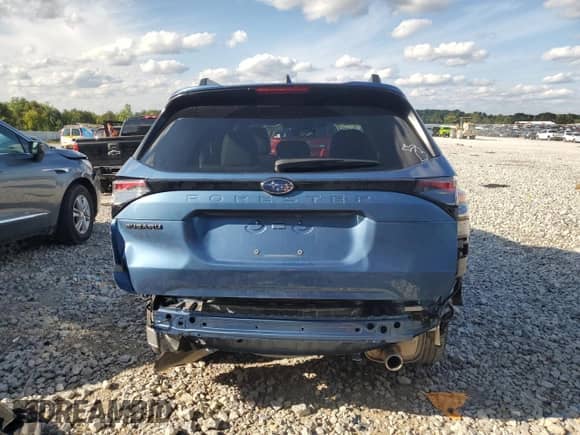 2025 Subaru Forester Limited z VIN JF2SLDRC3SH424587, wystawiony jako Copart lot #71073185 z przebiegiem 4 788 mil mil oraz Szkoda całkowita • Salvage title. Historia ofert i sprzedaży dostępna na DreamBid. Obrazek 6.