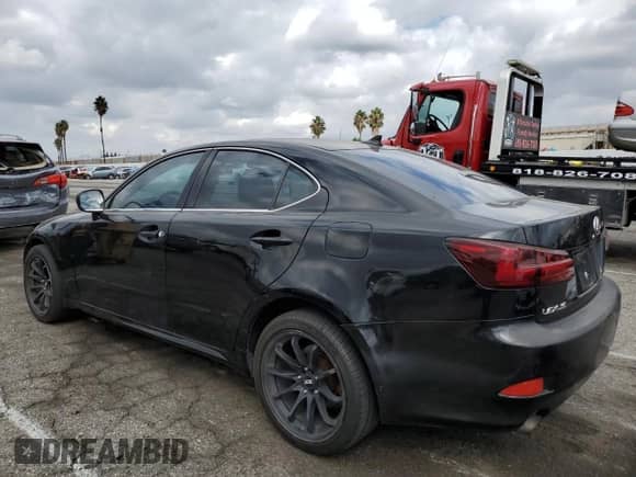 2007 Lexus IS 250 with VIN JTHCK262075009479, listed as a Copart auction lot 86326165 with 131,533 mi miles and Clean title. Bid and sale history available at DreamBid. Image 2.