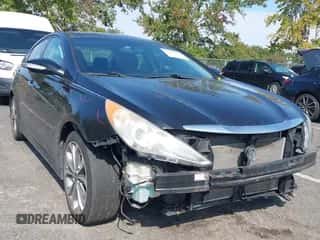 2014 Hyundai Sonata SE with VIN 5NPEC4AC0EH851304, listed as a IAAI auction lot 43280692 with 170,842 mi miles and . Bid and sale history available at DreamBid. Image 1.