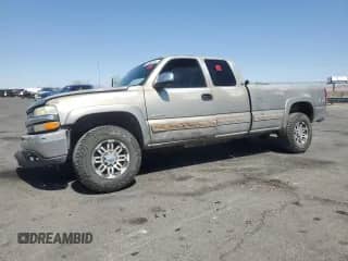 2000 Chevrolet Silverado 2500 LS с VIN 1GCGK29U6YE230425, выставлен на аукционе Copart как лот 60396665 с пробегом Не указан миль и Списание • Salvage title. История ставок и продаж доступна на DreamBid. Изображение 1.