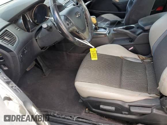 2013 Hyundai Genesis Coupe 2.0T с VIN KMHHT6KD4DU088767, выставлен на аукционе Copart как лот 75991574 с пробегом Не указан миль и На запчасти • Non repairable. История ставок и продаж доступна на DreamBid. Изображение 7.