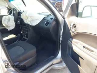 2011 Chevrolet HHR 1LT z VIN 3GNBABFW0BS592502, wystawiony jako IAAI lot #43404145 z przebiegiem 114 938 mil mil oraz . Historia ofert i sprzedaży dostępna na DreamBid. Obrazek 5.