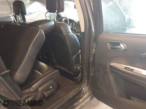 2013 Dodge Journey Crew z VIN 3C4PDCDG3DT710367, wystawiony jako IAAI lot #42915807 z przebiegiem 197 121 mil mil oraz . Historia ofert i sprzedaży dostępna na DreamBid. Obrazek 8.