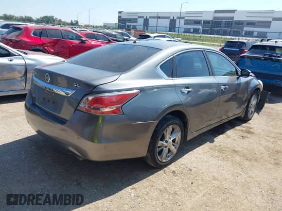 2015 Nissan Altima S с VIN 1N4AL3AP9FN895465, выставлен на аукционе IAAI как лот 43409155 с пробегом 133 375 миль миль и . История ставок и продаж доступна на DreamBid. Изображение 4.