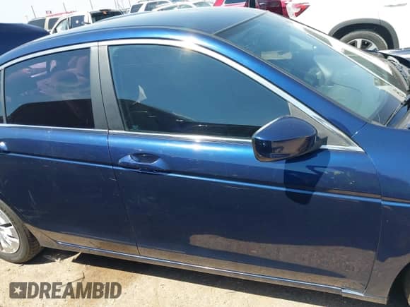 2010 Honda Accord LX z VIN 1HGCP2F38AA152272, wystawiony jako IAAI lot #42994883 z przebiegiem Nie podano mil oraz . Historia ofert i sprzedaży dostępna na DreamBid. Obrazek 12.