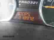 2010 Chevrolet Colorado 1LT z VIN 1GCJTCDEXA8114061, wystawiony jako IAAI lot #42235820 z przebiegiem 218 972 mil mil oraz . Historia ofert i sprzedaży dostępna na DreamBid. Obrazek 16.