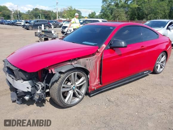 2014 BMW 4 Series 435i z VIN WBA3R1C53EK193043, wystawiony jako IAAI lot #43181059 z przebiegiem 126 720 mil mil oraz . Historia ofert i sprzedaży dostępna na DreamBid. Obrazek 6.