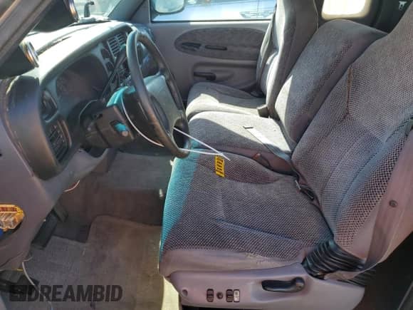 1998 Dodge 2500 с VIN 1B7KC236XWJ220051, выставлен на аукционе Copart как лот 56236955 с пробегом 246 301 миль миль и Списание • Salvage title. История ставок и продаж доступна на DreamBid. Изображение 7.