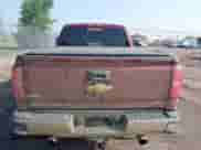 2015 Chevrolet Silverado 2500HD LTZ z VIN 1GC1KWEGXFF195764, wystawiony jako IAAI lot #42810495 z przebiegiem 150 246 mil mil oraz . Historia ofert i sprzedaży dostępna na DreamBid. Obrazek 16.