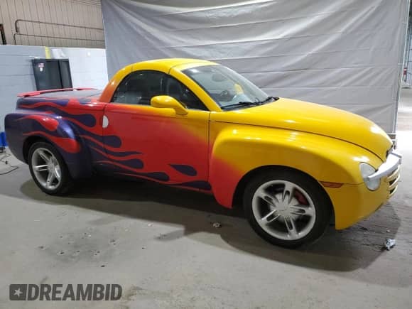 2004 Chevrolet SSR LS with VIN 1GCES14P84B103402, listed as a Copart auction lot 58600445 with 92,037 mi miles and Salvage title. Bid and sale history available at DreamBid. Image 4.