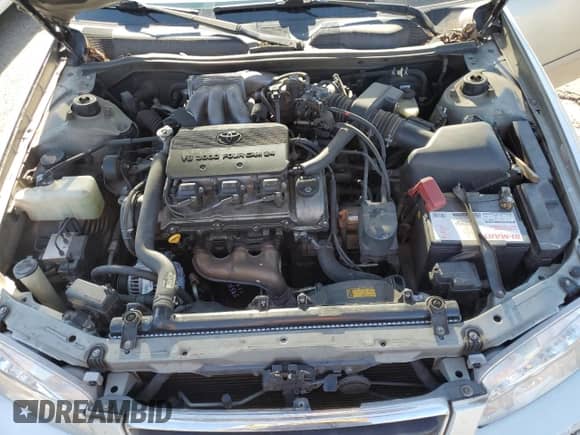 2001 Toyota Camry LE with VIN JT2BF22K010338767, listed as a Copart auction lot 59871125 with 299,672 mi miles and Salvage title. Bid and sale history available at DreamBid. Image 11.