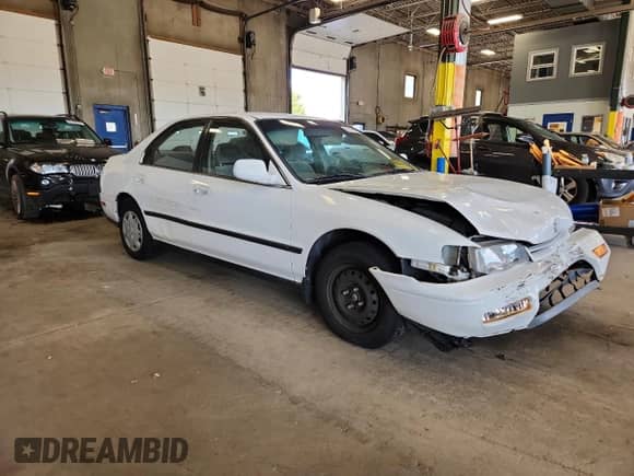 1995 Honda Accord LX z VIN 1HGCD563XSA021839, wystawiony jako Copart lot #65275475 z przebiegiem 152 067 mil mil oraz Szkoda całkowita • Salvage title. Historia ofert i sprzedaży dostępna na DreamBid. Obrazek 4.