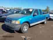 1999 Ford F-150 z VIN 1FTRX17W8XKA28419, wystawiony jako IAAI lot #43427768 z przebiegiem Nie podano mil oraz . Historia ofert i sprzedaży dostępna na DreamBid. Obrazek 2.