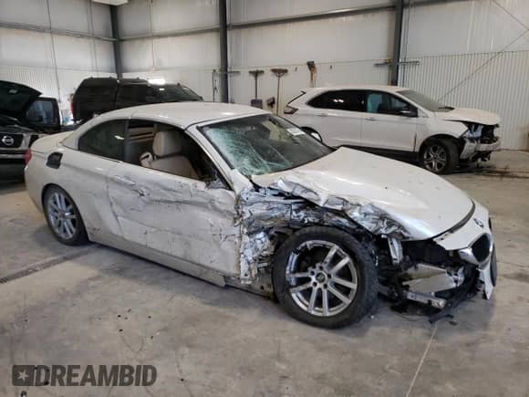 2015 BMW 4 Series 428i xDrive с VIN WBA3V9C54FP798543, выставлен на аукционе Copart как лот 42087475 с пробегом Не указан миль и Списание • Salvage title. История ставок и продаж доступна на DreamBid. Изображение 4.