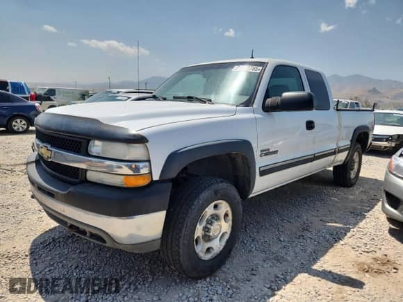 2002 Chevrolet Silverado 2500HD LT с VIN 1GCHK29132E202390, выставлен на аукционе Copart как лот 67762785 с пробегом 230 894 миль миль и Чистый • Clean title. История ставок и продаж доступна на DreamBid. Изображение 1.