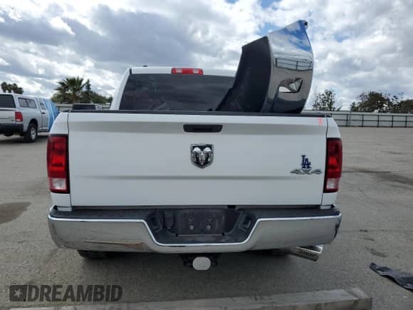 2019 Ram 1500 Tradesman z VIN 1C6RR7KM9KS725388, wystawiony jako Copart lot #51335185 z przebiegiem 39 924 mil mil oraz Szkoda całkowita • Salvage title. Historia ofert i sprzedaży dostępna na DreamBid. Obrazek 6.