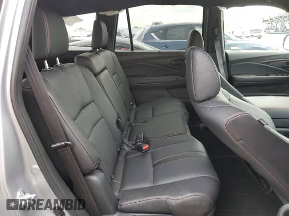 2024 Honda Passport TrailSport with VIN 5FNYF8H65RB001572, listed as a Copart auction lot 54757945 with 18,872 mi miles and Salvage title. Bid and sale history available at DreamBid. Image 11.