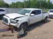 2018 Toyota Tacoma SR5 с VIN 5TFBZ5DN7JX004248, выставлен на аукционе IAAI как лот 42864580 с пробегом 210 482 миль миль и . История ставок и продаж доступна на DreamBid. Изображение 19.