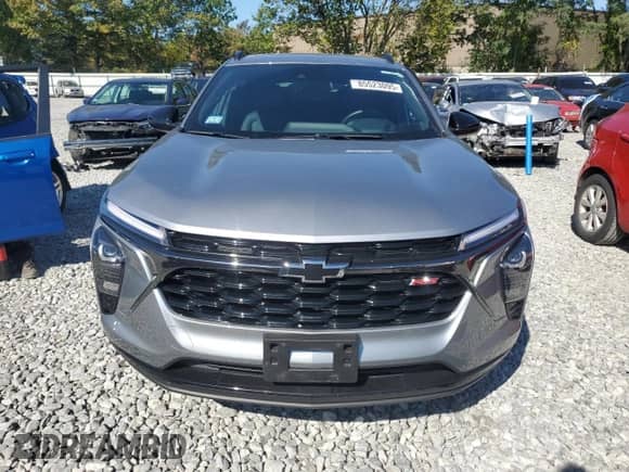 2025 Chevrolet Trax 2RS с VIN KL77LJEP3SC097355, выставлен на аукционе Copart как лот 85523095 с пробегом 8 183 миль миль и Списание • Salvage title. История ставок и продаж доступна на DreamBid. Изображение 5.