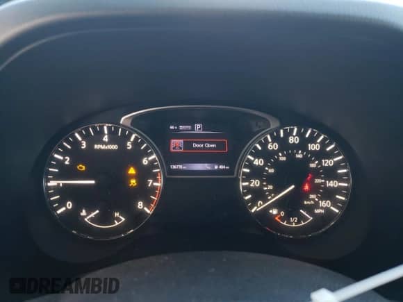 2017 Nissan Pathfinder SV z VIN 5N1DR2MM4HC661861, wystawiony jako Copart lot #81296645 z przebiegiem 136 778 mil mil oraz Szkoda całkowita • Salvage title. Historia ofert i sprzedaży dostępna na DreamBid. Obrazek 9.