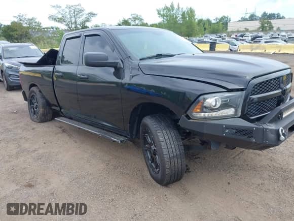 2014 Ram 1500 Express z VIN 1C6RR7FT5ES274384, wystawiony jako IAAI lot #42949313 z przebiegiem 179 200 mil mil oraz . Historia ofert i sprzedaży dostępna na DreamBid. Obrazek 1.