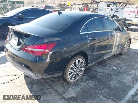 2019 Mercedes-Benz CLA 250 с VIN WDDSJ4EB8KN776718, выставлен на аукционе IAAI как лот 42966323 с пробегом 52 776 миль миль и . История ставок и продаж доступна на DreamBid. Изображение 4.