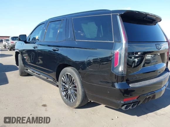 2024 Cadillac Escalade AWD V-Series с VIN 1GYS4HK91RR139984, выставлен на аукционе IAAI как лот 43136940 с пробегом 24 731 миль миль и . История ставок и продаж доступна на DreamBid. Изображение 3.