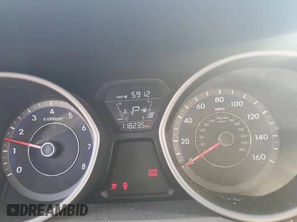 2016 Hyundai Elantra Value Edition z VIN KMHDH4AE2GU480116, wystawiony jako Copart lot #66385035 z przebiegiem 118 235 mil mil oraz Szkoda całkowita • Salvage title. Historia ofert i sprzedaży dostępna na DreamBid. Obrazek 9.