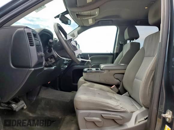 2018 GMC Sierra 1500 z VIN 1GTR1LEC5JZ252719, wystawiony jako Copart lot #66197045 z przebiegiem 151 960 mil mil oraz Szkoda całkowita • Salvage title. Historia ofert i sprzedaży dostępna na DreamBid. Obrazek 7.