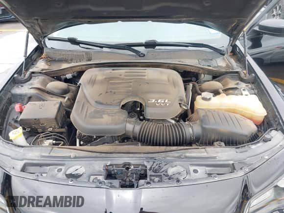 2020 Chrysler 300 Touring с VIN 2C3CCAAG8LH233604, выставлен на аукционе IAAI как лот 42370029 с пробегом 70 769 миль миль и . История ставок и продаж доступна на DreamBid. Изображение 10.